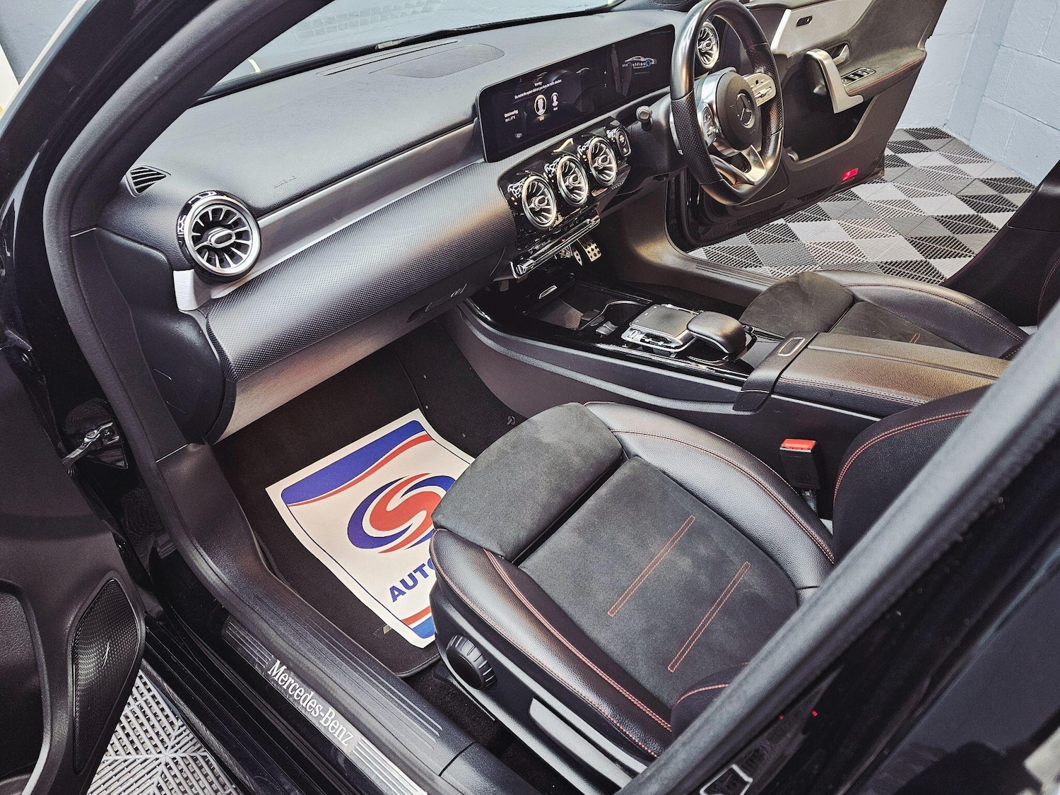 Used Mercedes-Benz A-Class 2018 for sale - 78128062: Photo 33