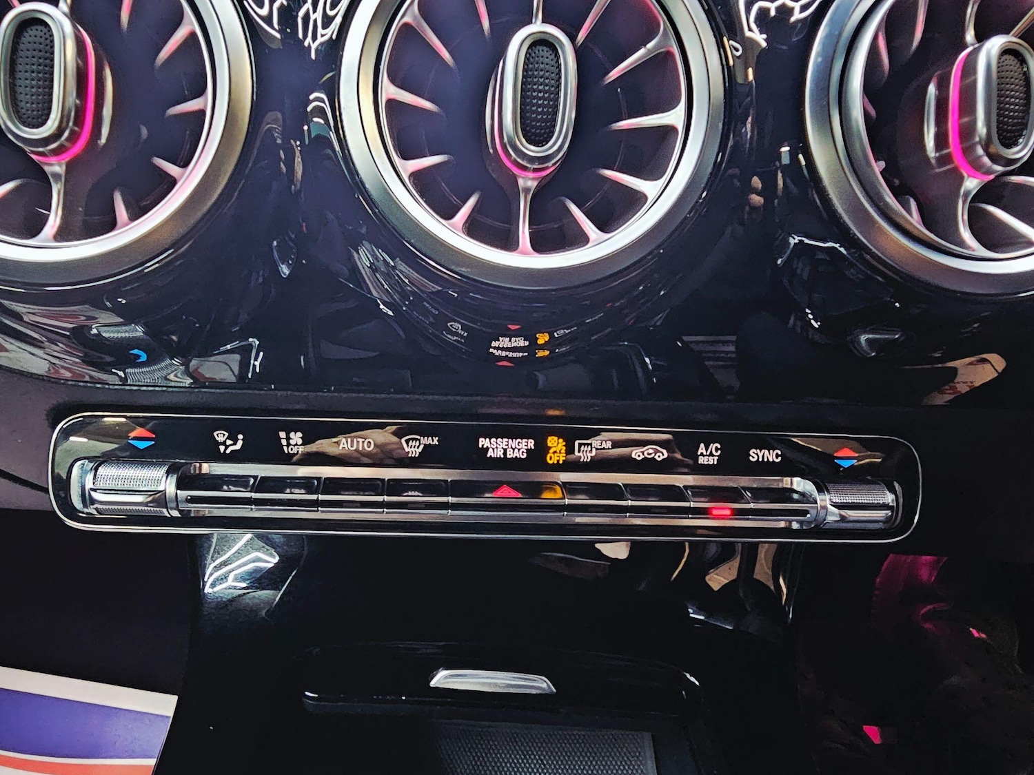 Used Mercedes-Benz A-Class 2018 for sale - 78128062: Photo 36