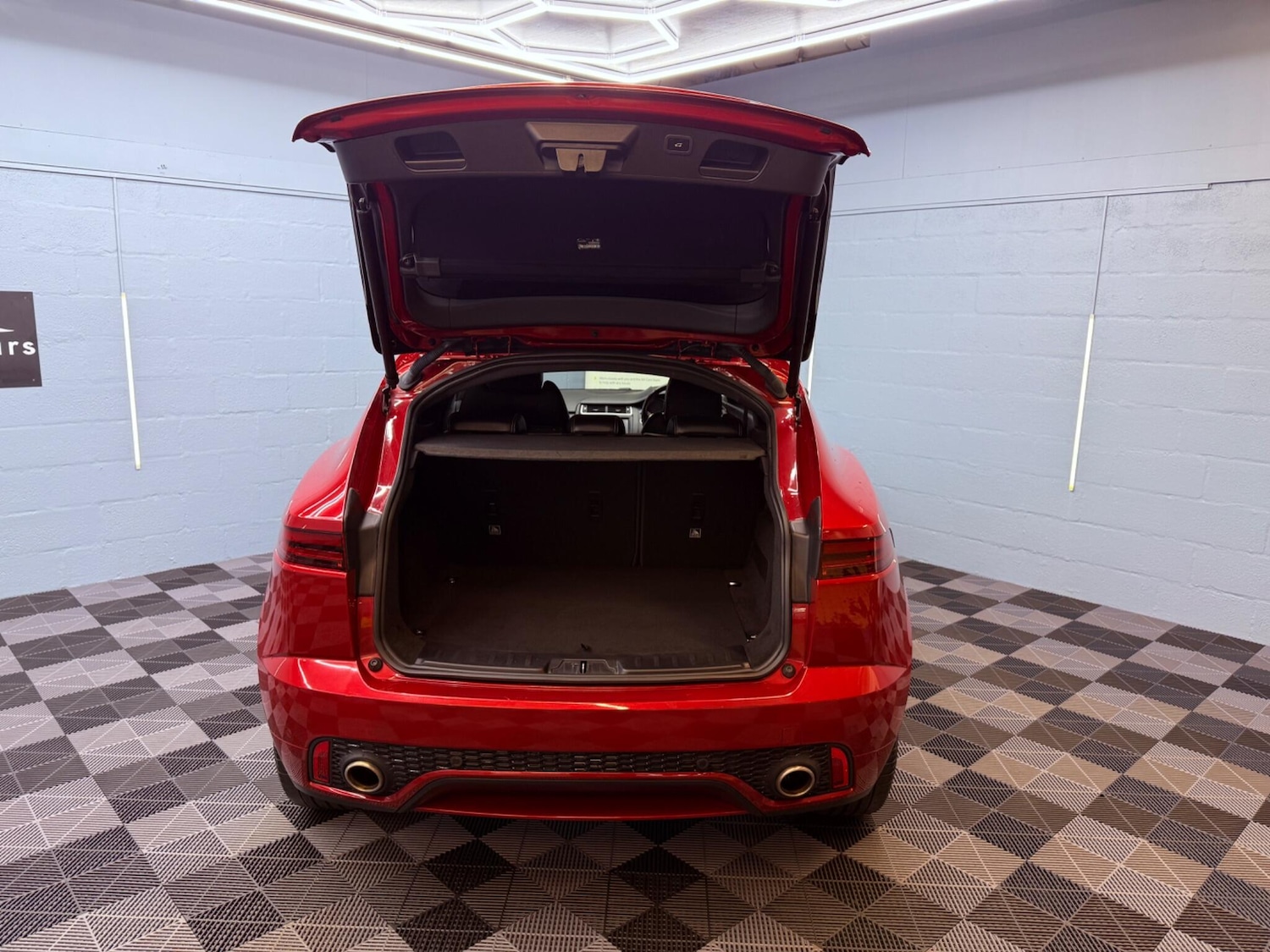 Used Jaguar E-Pace 2019 for sale - 77155904: Photo 43