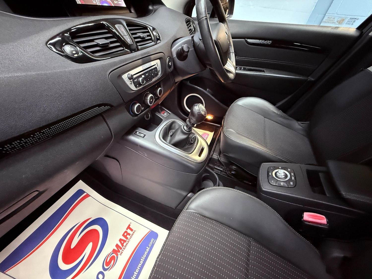 Used Renault Grand Scenic 2012 for sale - 76832151: Photo 19