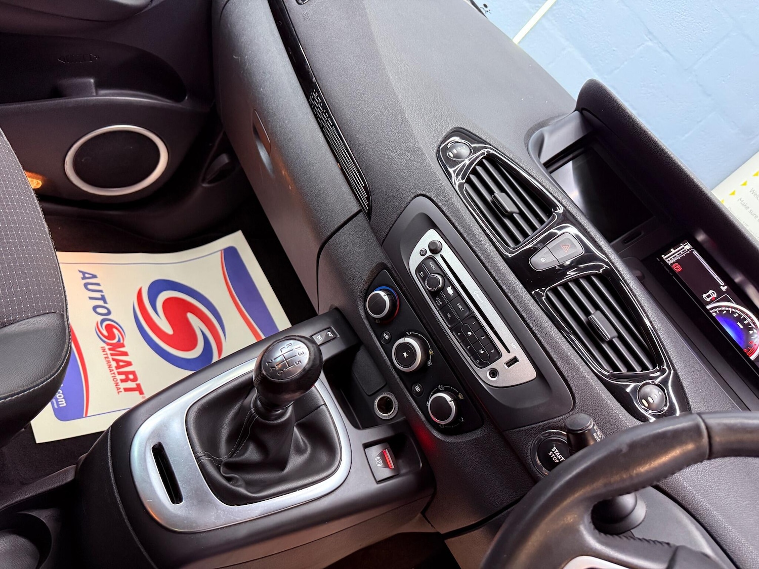 Used Renault Grand Scenic 2012 for sale - 76832151: Photo 38