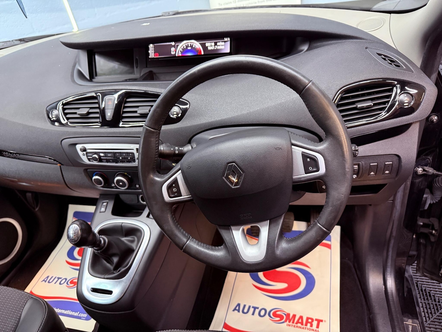 Used Renault Grand Scenic 2012 for sale - 76832151: Photo 39