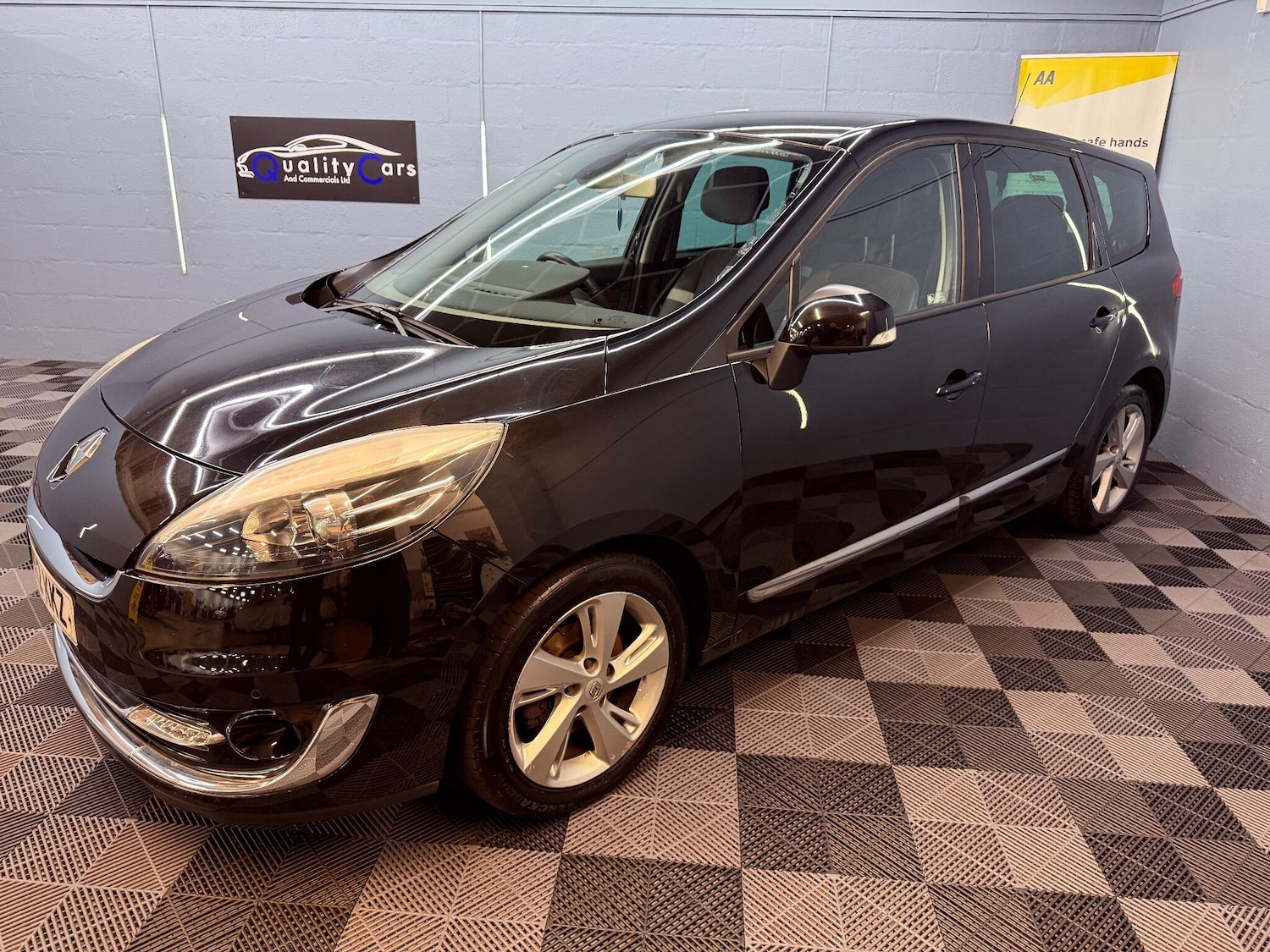 Used Renault Grand Scenic 2012 for sale - 76832151: Photo 6