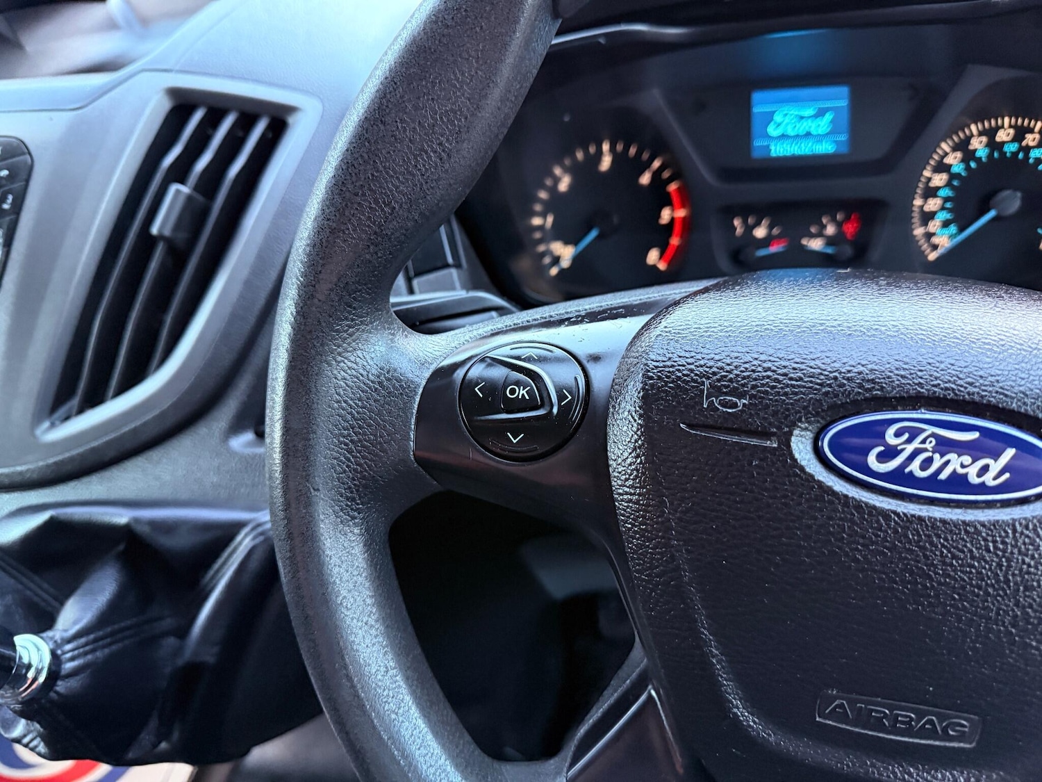 Used Ford Transit 2015 for sale - 76671212: Photo 25