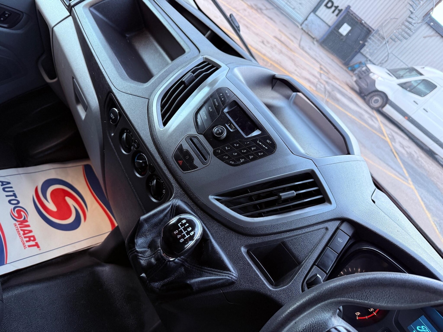 Used Ford Transit 2015 for sale - 76671212: Photo 28