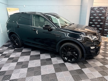 Used Land Rover Discovery Sport 2018 for sale - 77882132: Photo