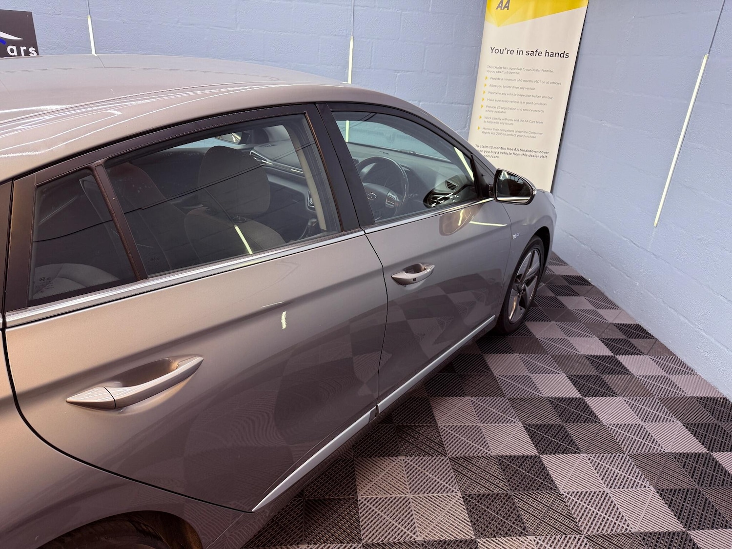 Used Hyundai IONIQ 2019 for sale - 76270570: Photo 48