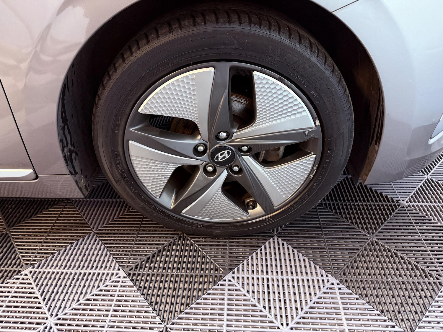 Used Hyundai IONIQ 2019 for sale - 76270570: Photo 57