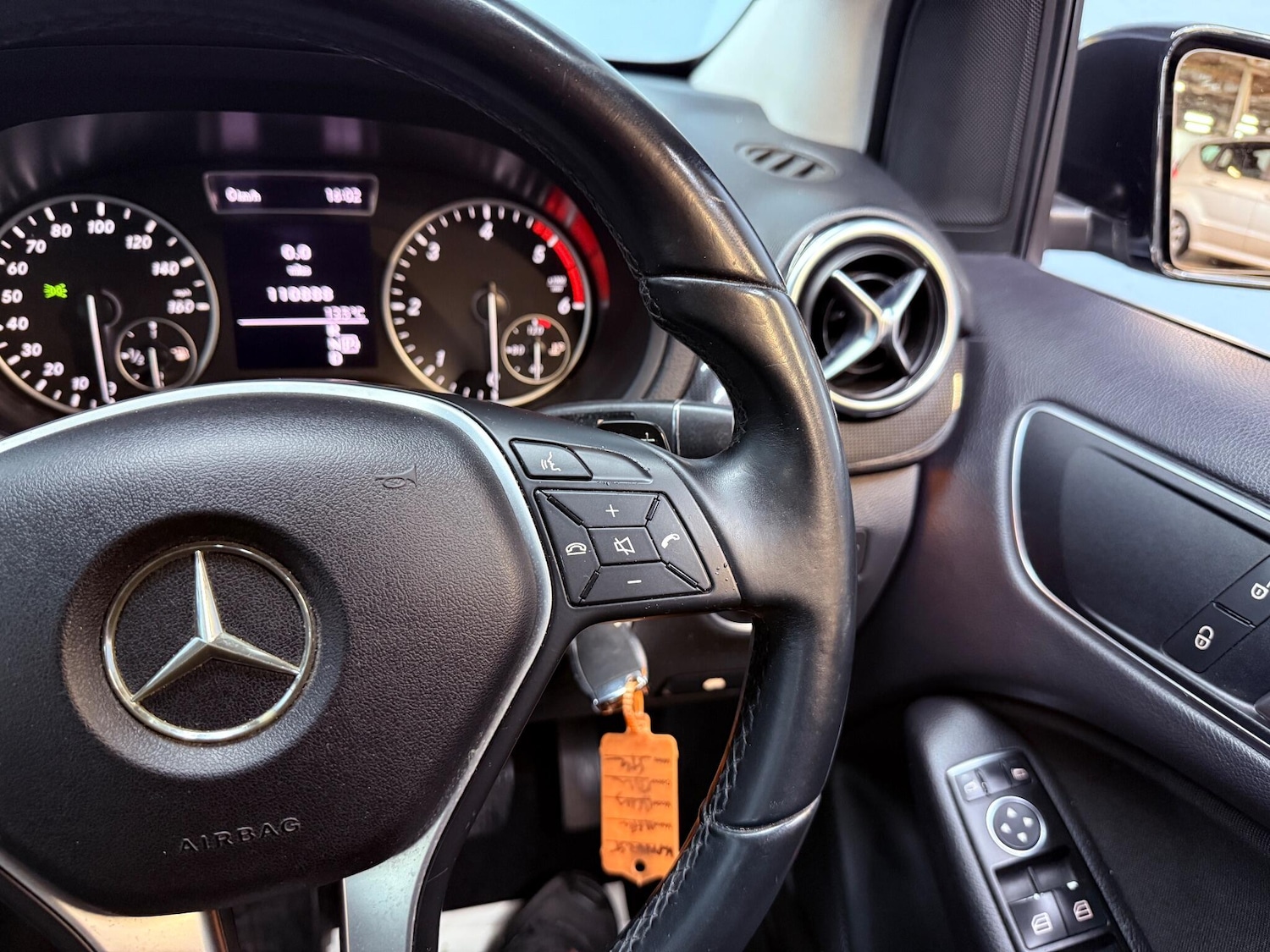 Used Mercedes-Benz B Class 2014 for sale - 76671640: Photo 16