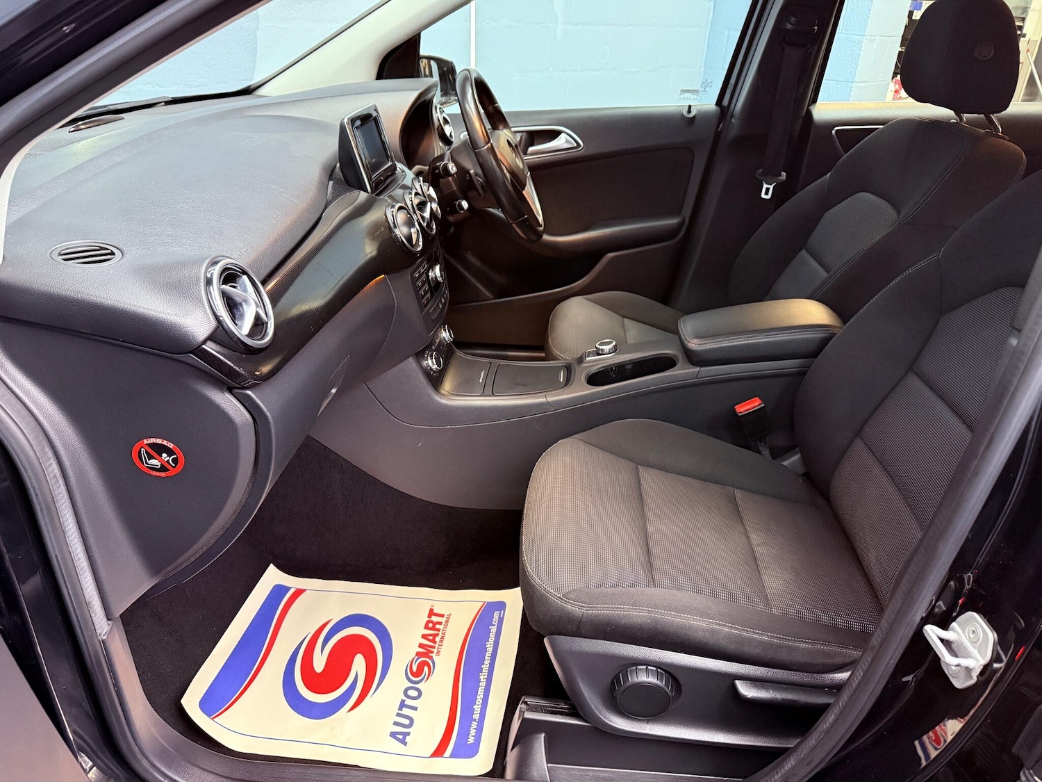 Used Mercedes-Benz B Class 2014 for sale - 76671640: Photo 24