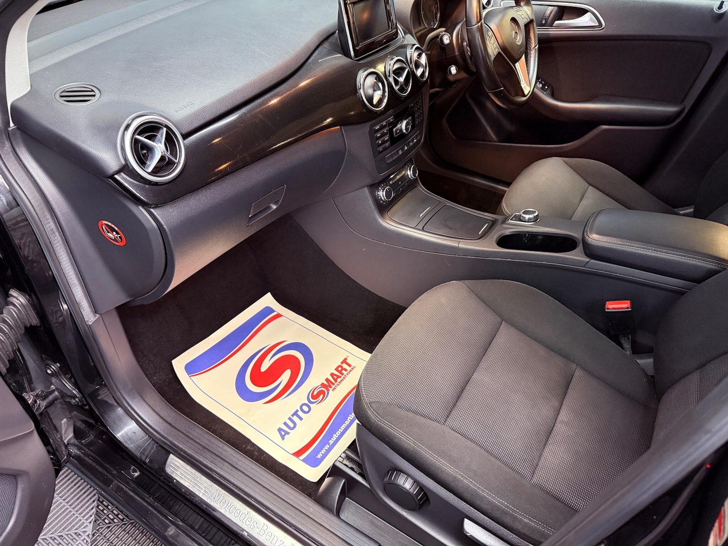 Used Mercedes-Benz B Class 2014 for sale - 76671640: Photo 25