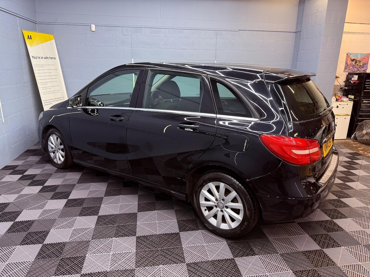 Used Mercedes-Benz B Class 2014 for sale - 76671640: Photo 41