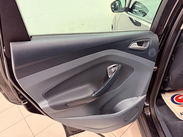 Used Ford C-Max 2015 for sale - 75414799: Photo 25