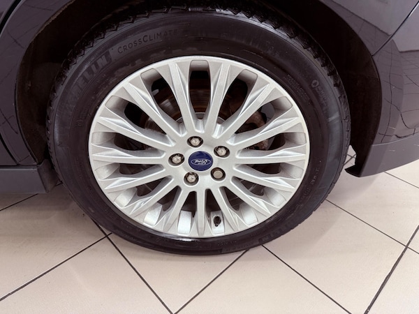 Used Ford C-Max 2015 for sale - 75414799: Photo 28