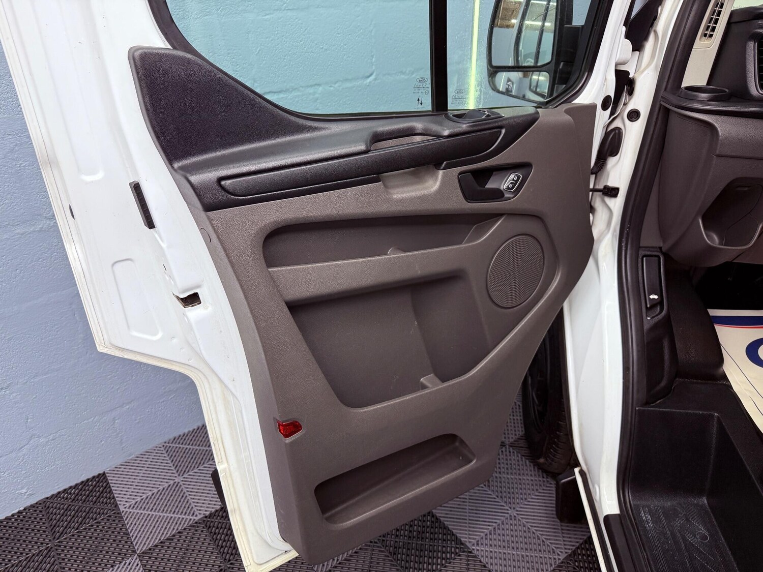 Used Ford Transit Custom 2020 for sale - 76085145: Photo 18