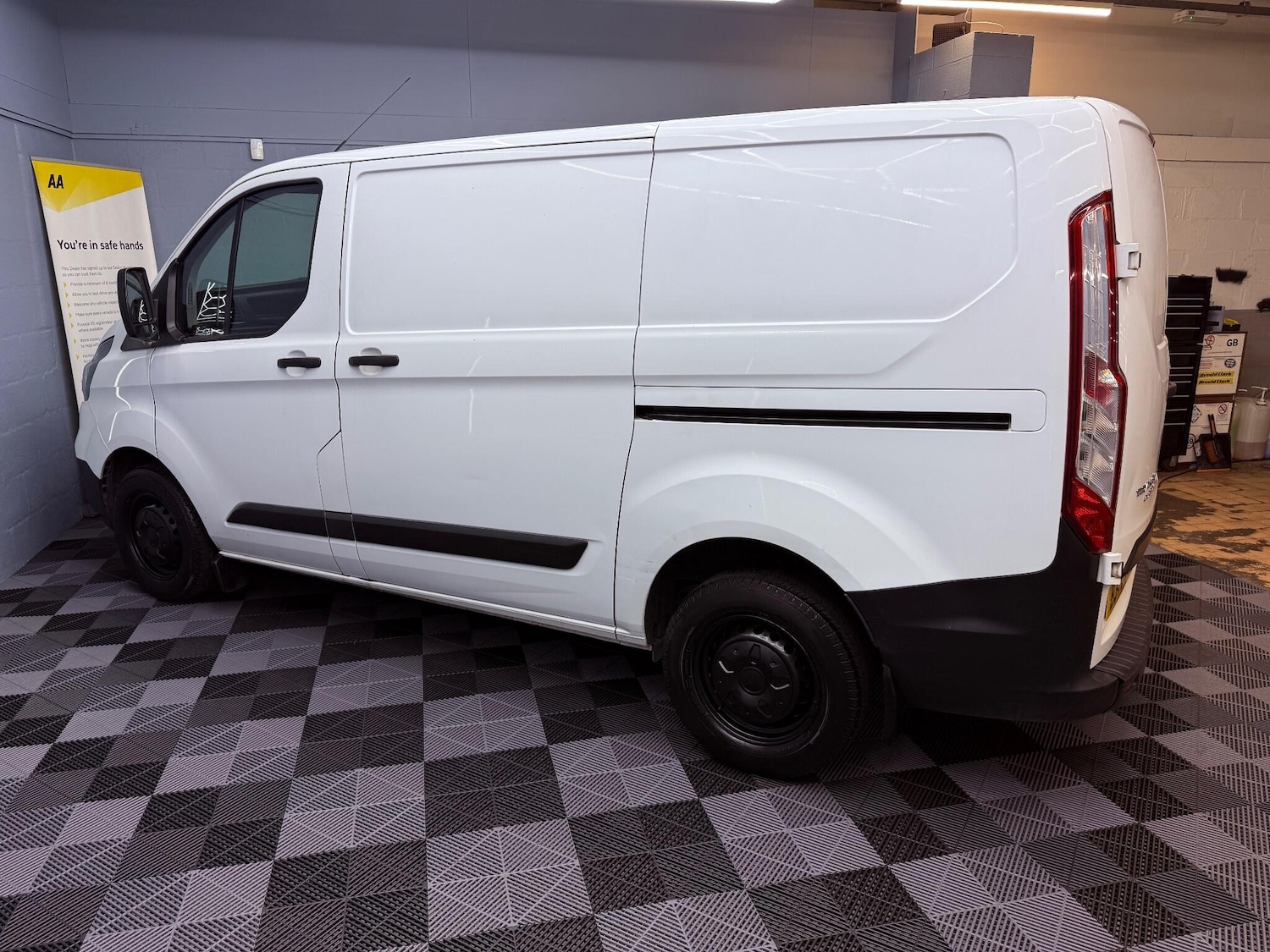 Used Ford Transit Custom 2020 for sale - 76085145: Photo 33