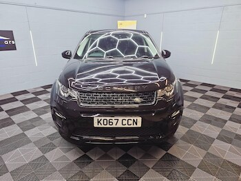 Used Land Rover Discovery Sport 2018 for sale - 77882569: Photo