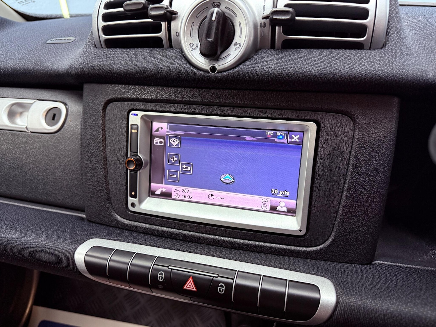 Used smart fortwo 2012 for sale - 76742688: Photo 9