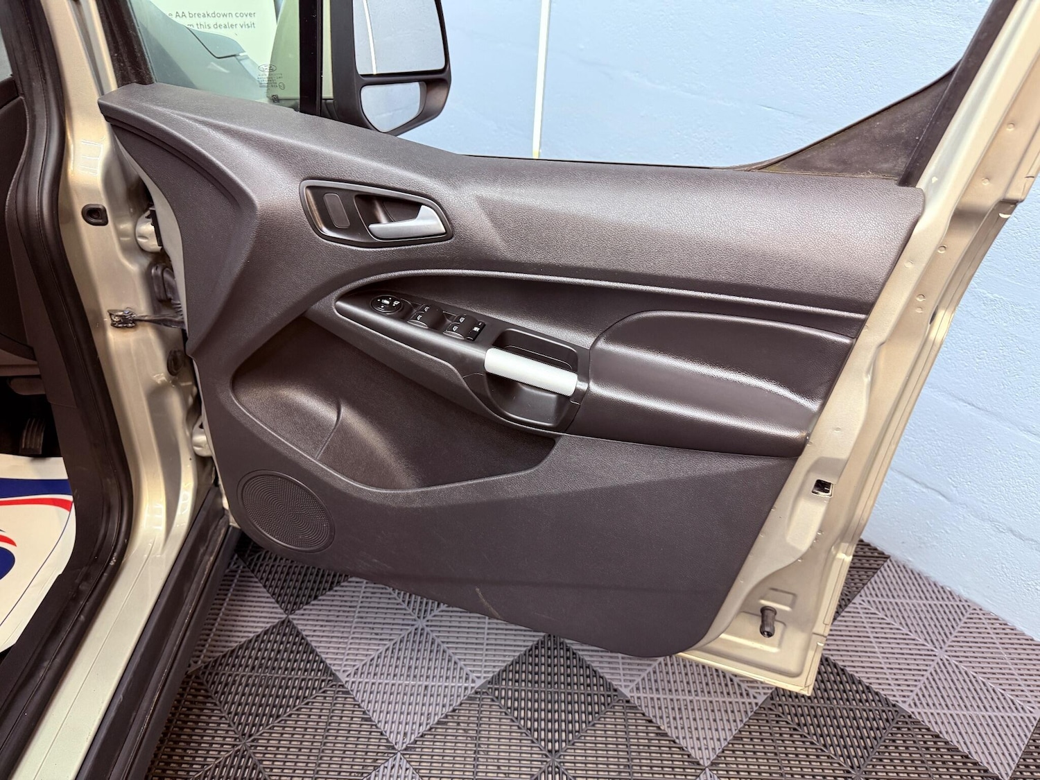 Used Ford Grand Tourneo Connect 2014 for sale - 76997506: Photo 18