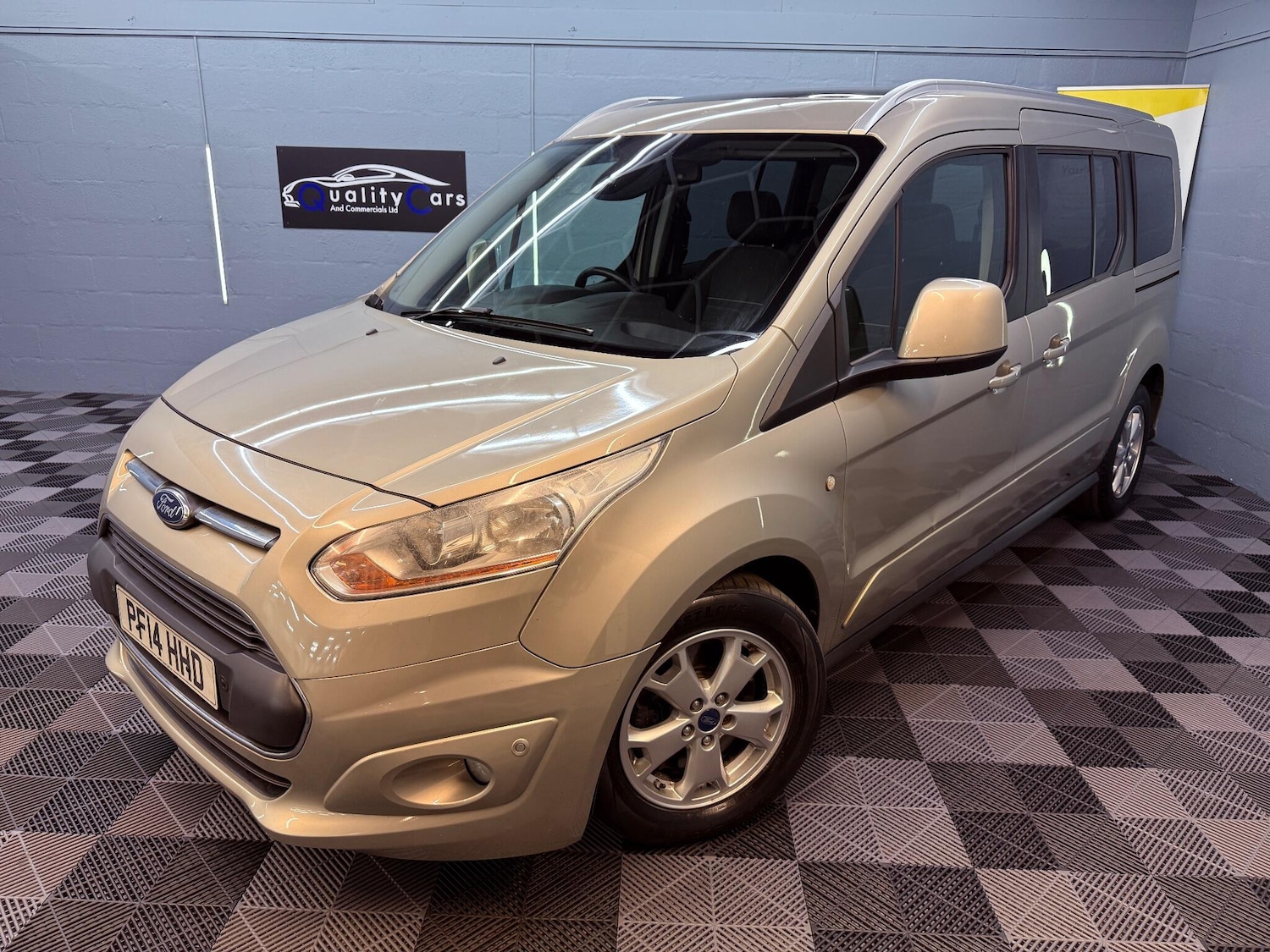 Used Ford Grand Tourneo Connect 2014 for sale - 76997506: Photo 4