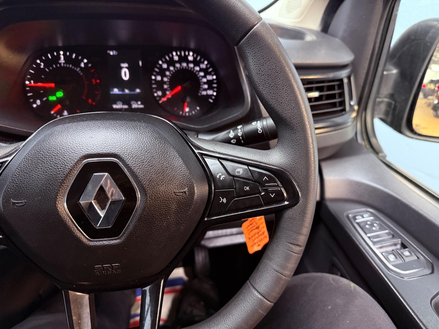 Used Renault Trafic 2022 for sale - 77343863: Photo 18