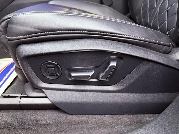 Used Audi Q8 for sale - 76227142: Photo 26
