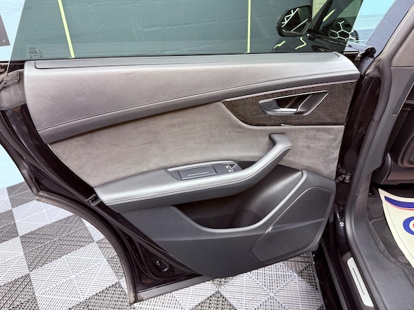 Used Audi Q8 for sale - 76227142: Photo 35