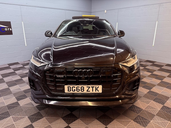Used Audi Q8 for sale - 76227142: Photo 3