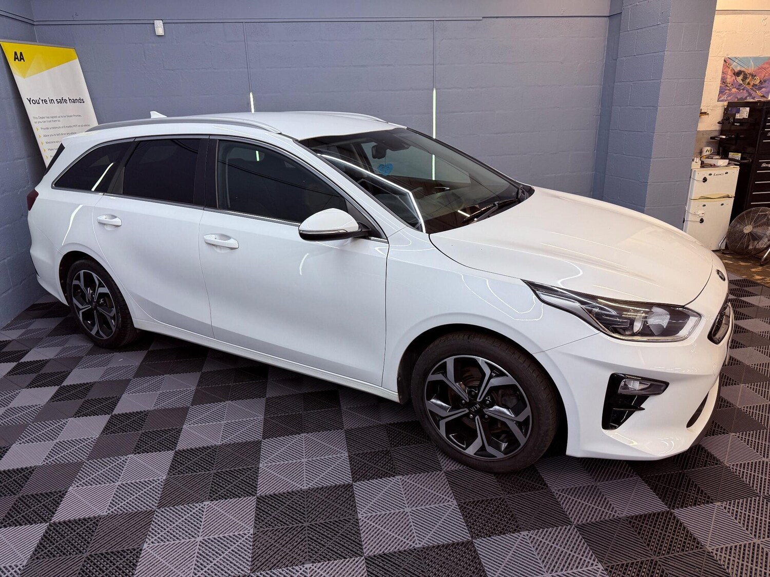 Used Kia Ceed 2019 for sale - 76388588: Photo 3