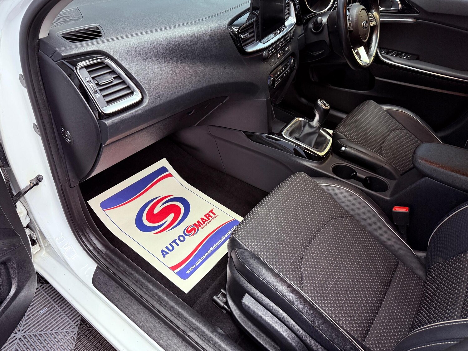 Used Kia Ceed 2019 for sale - 76388588: Photo 33