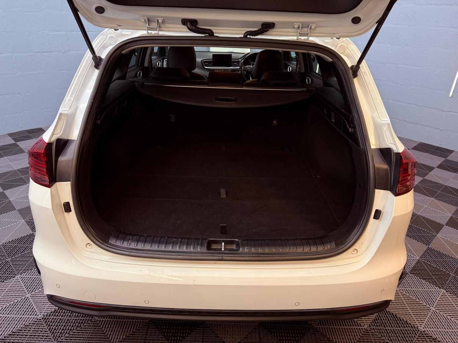 Used Kia Ceed 2019 for sale - 76388588: Photo 39