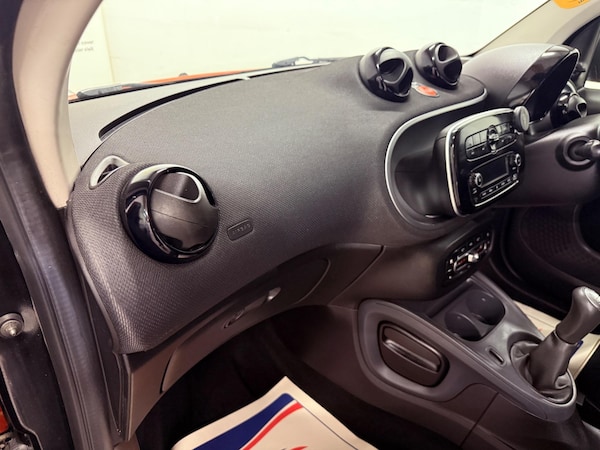 Used smart fortwo 2018 for sale - 75103509: Photo 14