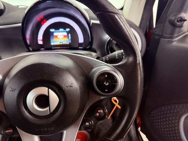 Used smart fortwo 2018 for sale - 75103509: Photo 25