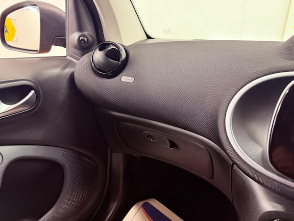 Used smart fortwo 2018 for sale - 75103509: Photo 29
