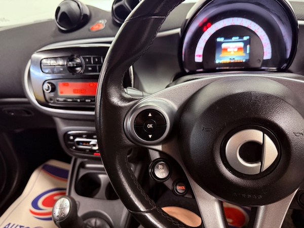 Used smart fortwo 2018 for sale - 75103509: Photo 31