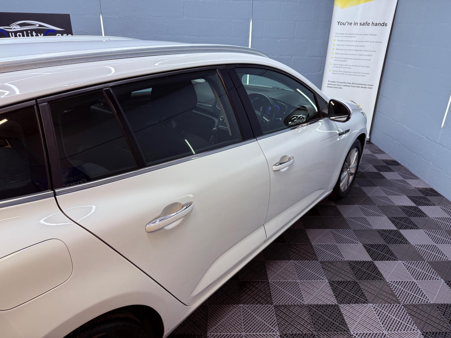 Used Renault Megane 2020 for sale - 76573475: Photo 35