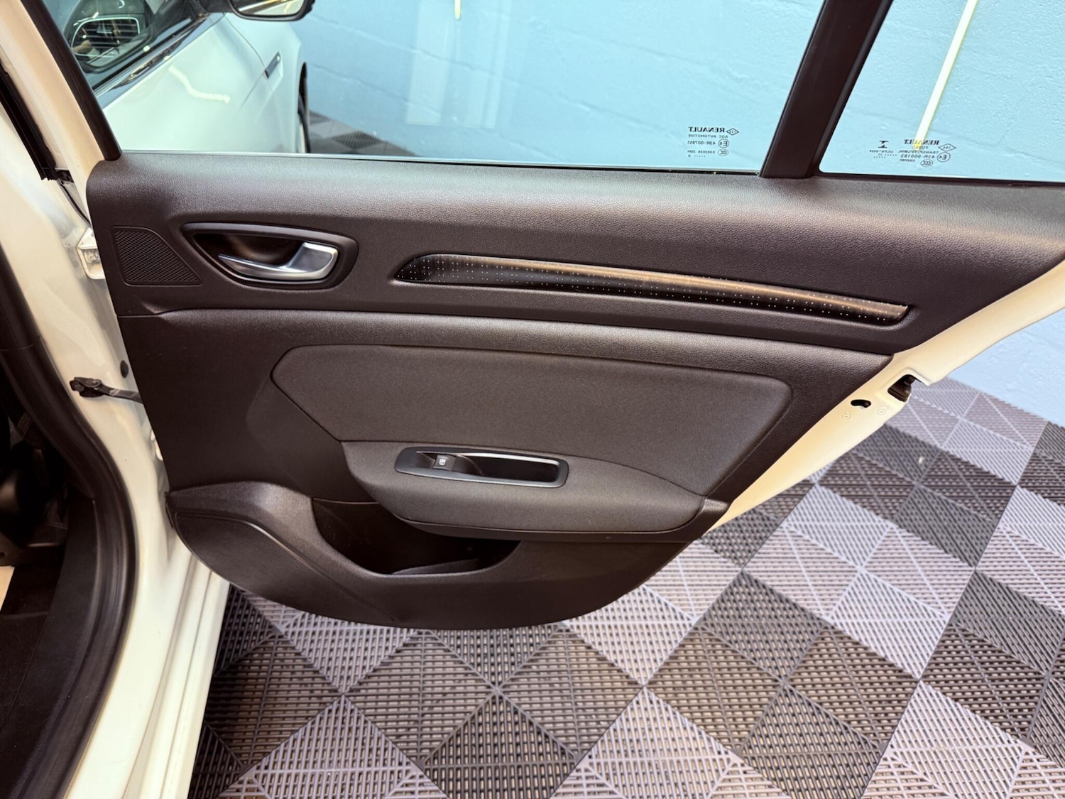 Used Renault Megane 2020 for sale - 76573475: Photo 37