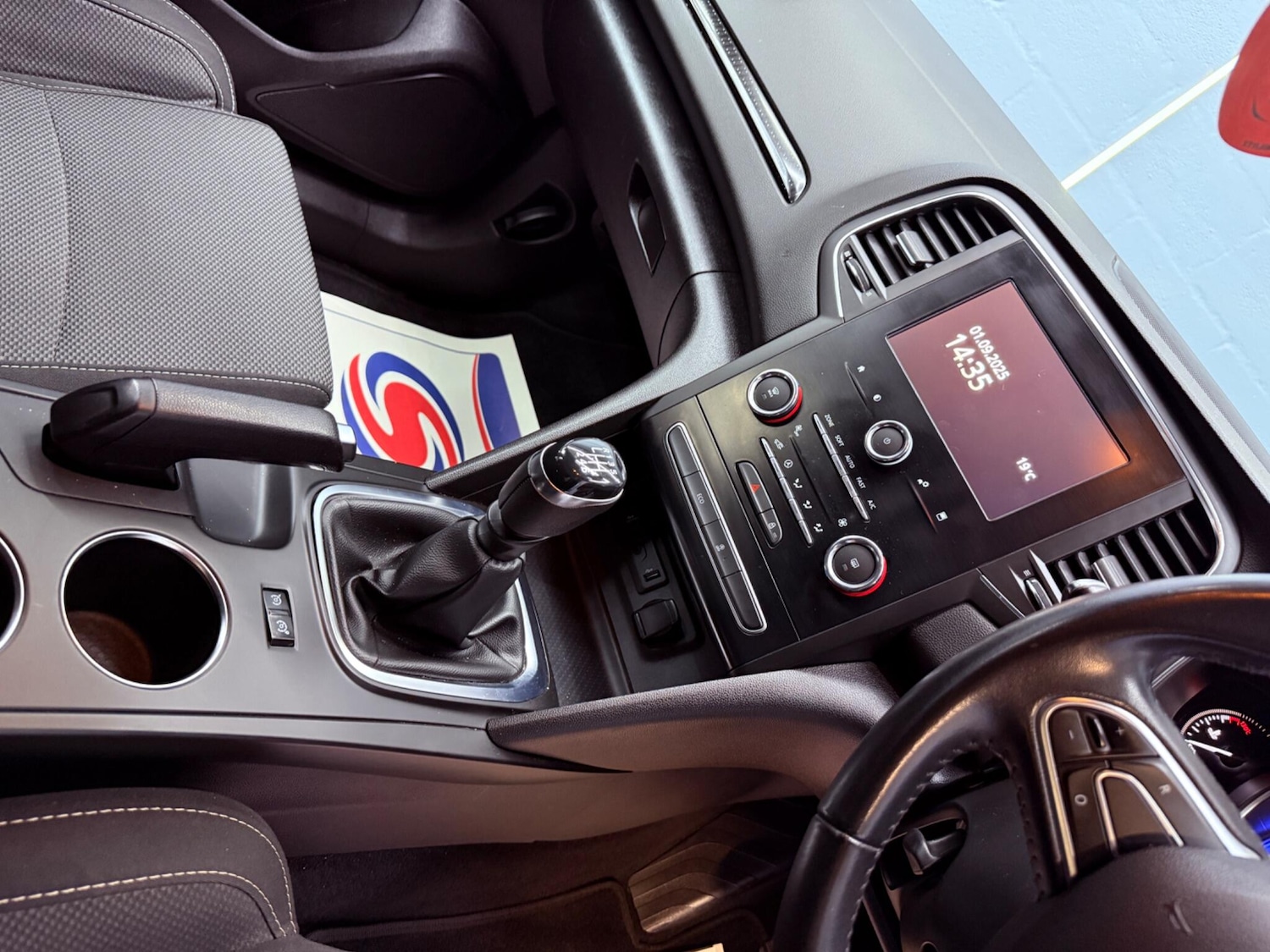 Used Renault Megane 2020 for sale - 76573475: Photo 42