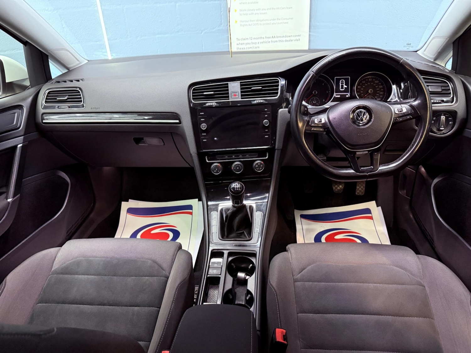 Used Volkswagen Golf 2017 for sale - 76987632: Photo 10