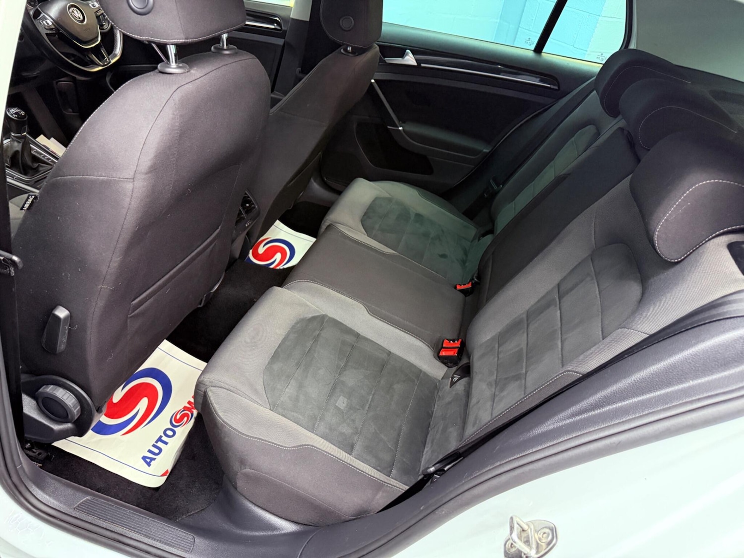 Used Volkswagen Golf 2017 for sale - 76987632: Photo 12