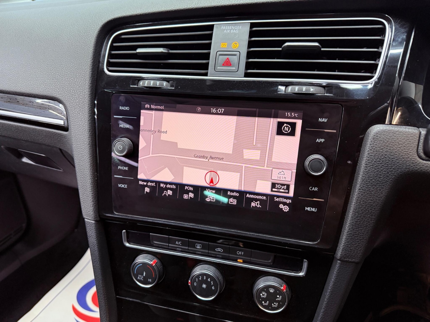 Used Volkswagen Golf 2017 for sale - 76987632: Photo 27