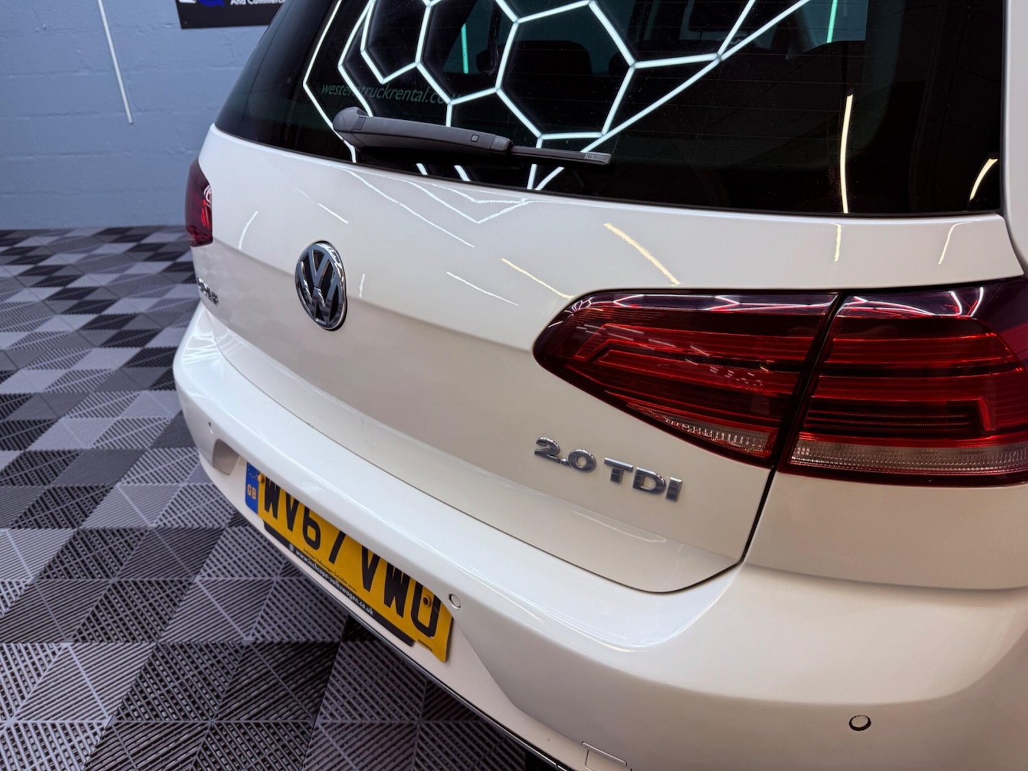 Used Volkswagen Golf 2017 for sale - 76987632: Photo 39