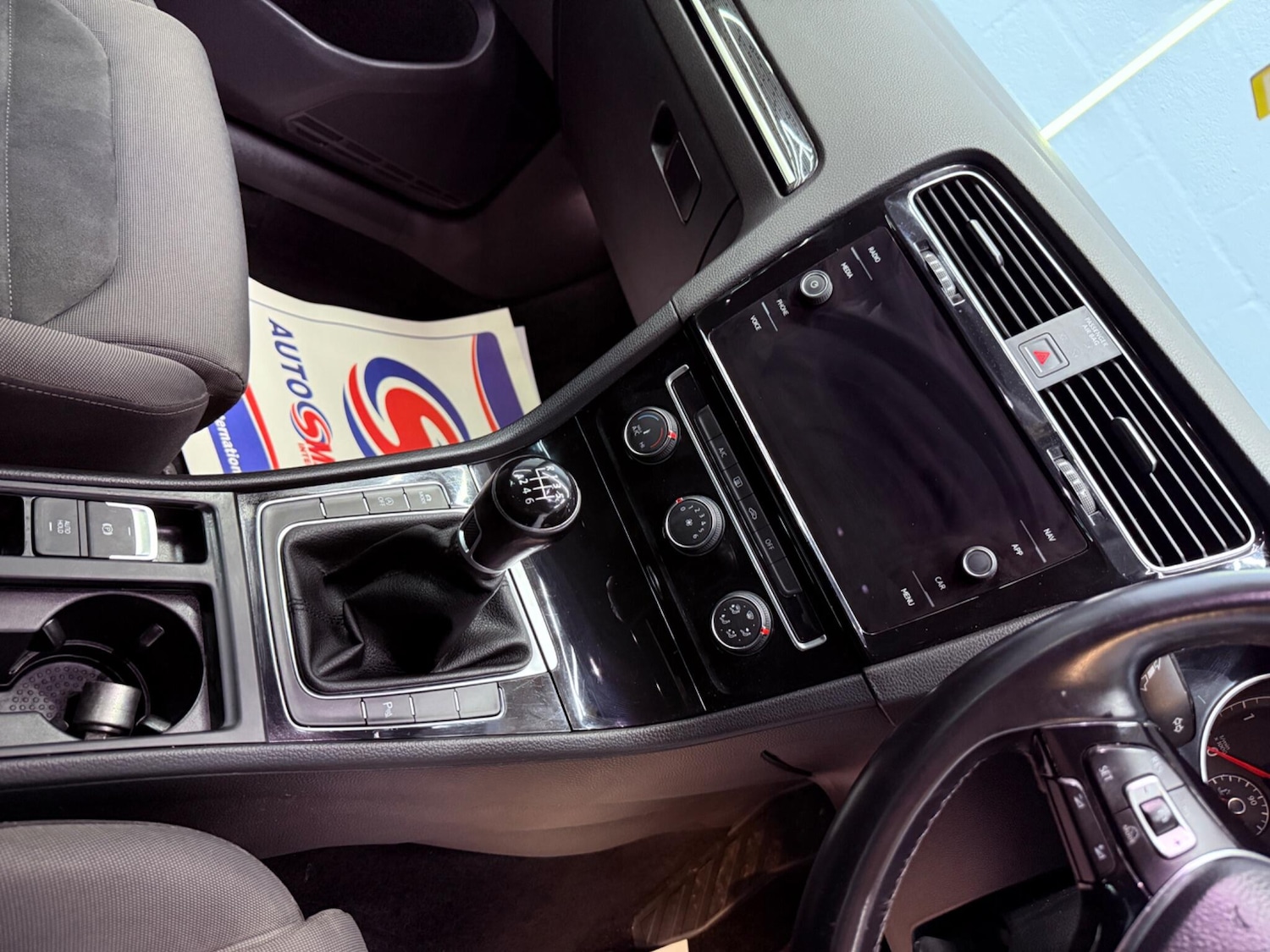 Used Volkswagen Golf 2017 for sale - 76987632: Photo 46