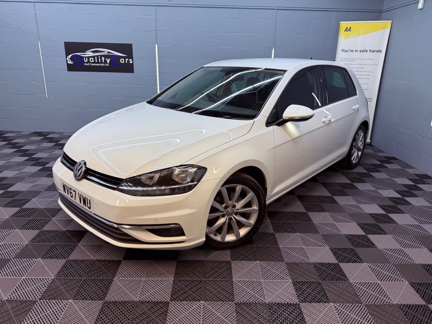 Used Volkswagen Golf 2017 for sale - 76987632: Photo 6