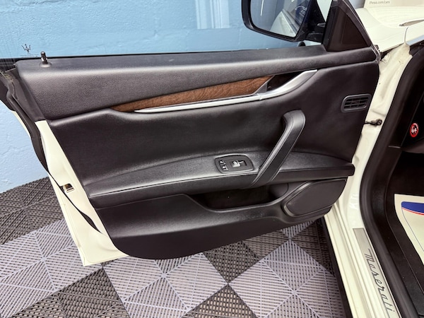 Used Maserati Ghibli 2015 for sale - 76084361: Photo 28