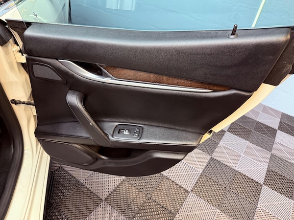 Used Maserati Ghibli 2015 for sale - 76084361: Photo 47
