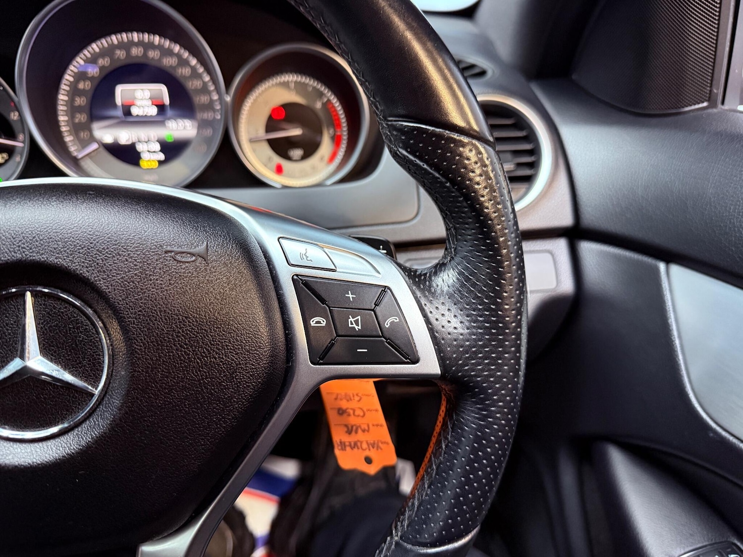 Used Mercedes-Benz C Class 2012 for sale - 76992454: Photo 17