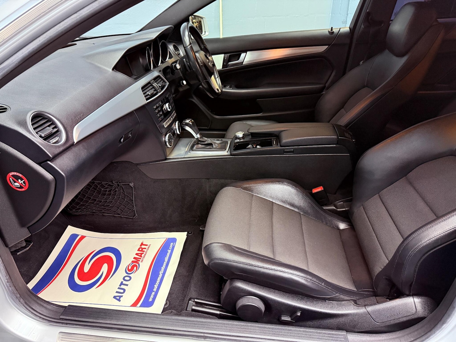 Used Mercedes-Benz C Class 2012 for sale - 76992454: Photo 25