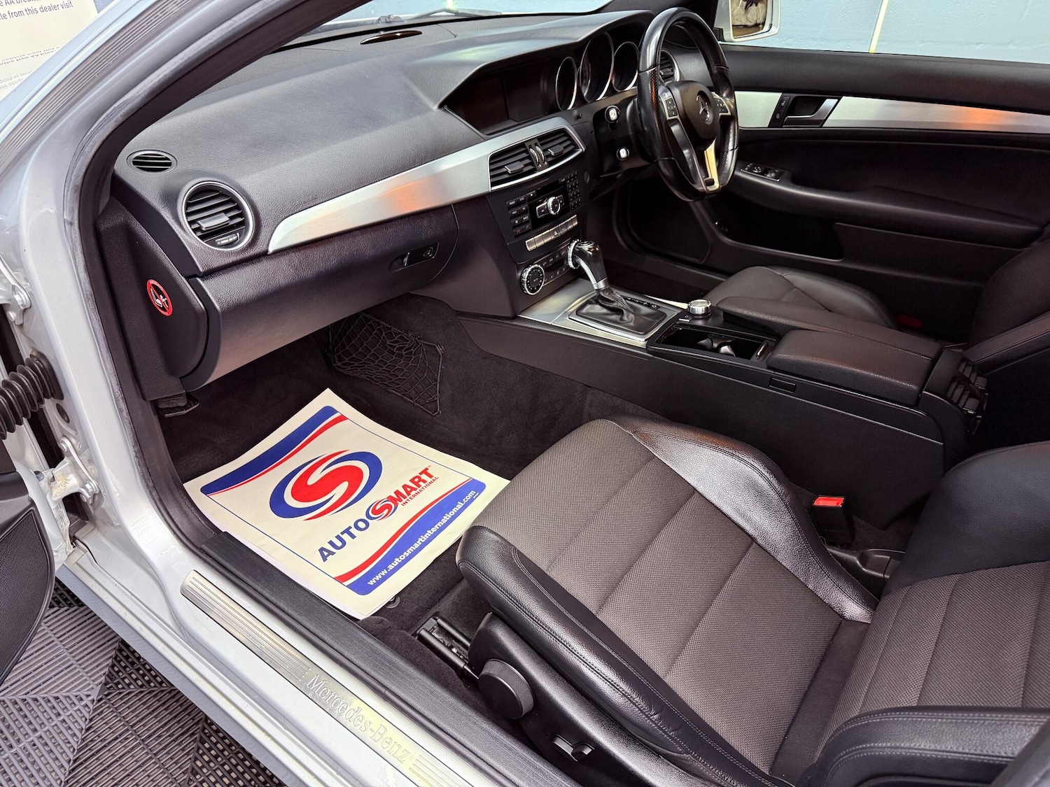 Used Mercedes-Benz C Class 2012 for sale - 76992454: Photo 26