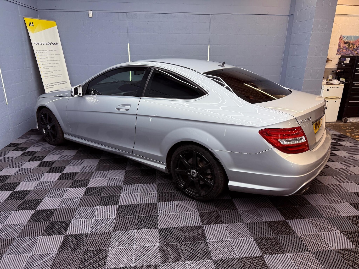 Used Mercedes-Benz C Class 2012 for sale - 76992454: Photo 40